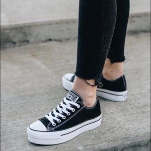 Low top platform black converse